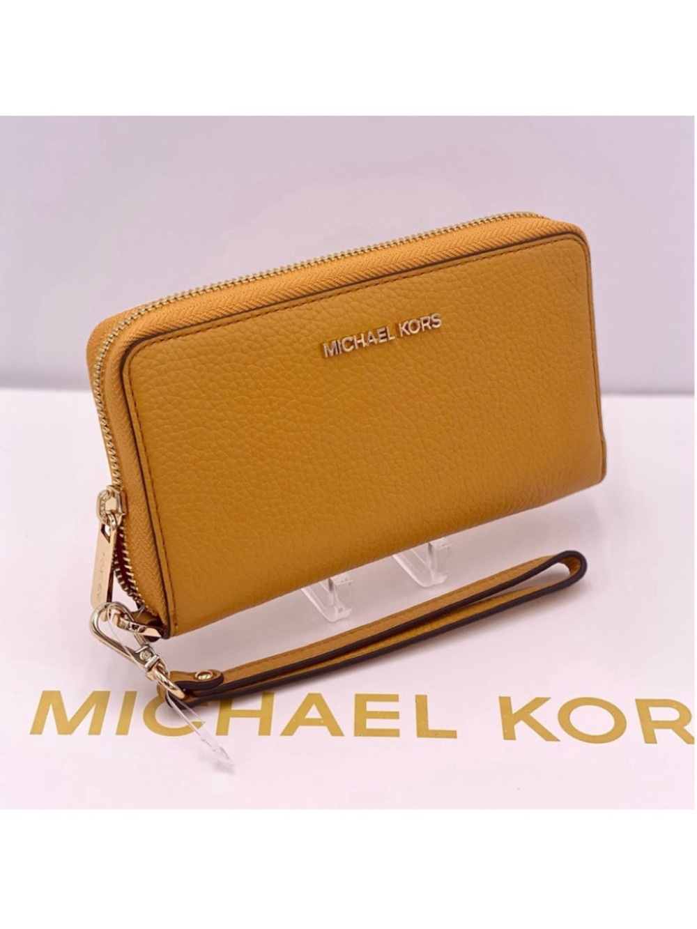 Michael Kors Jet Set Travel Large Flat Zip MF Phone Case Wristlet Wallet - Picture 8 of 9